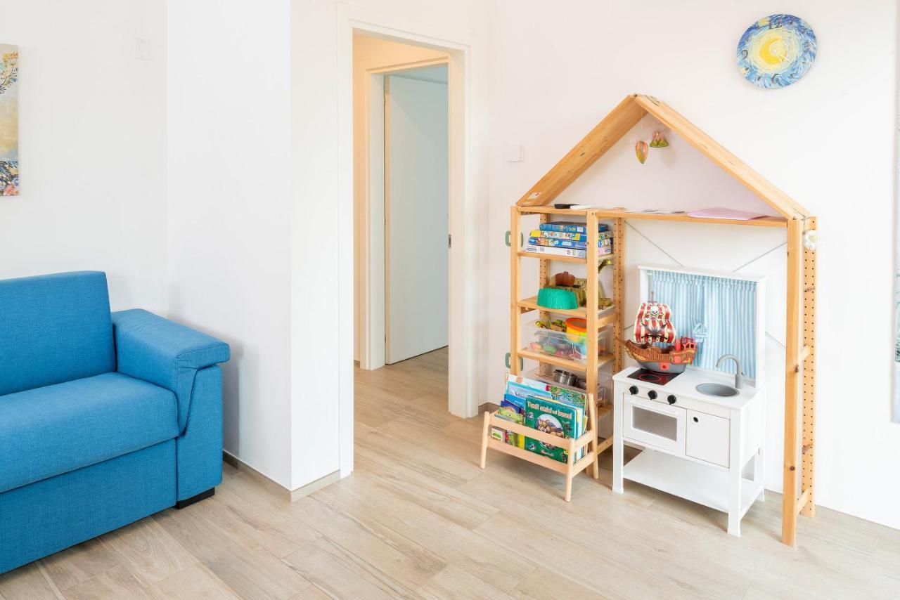 Villa Rosetta & Romeo Family Apartment コステロマーノ エクステリア 写真